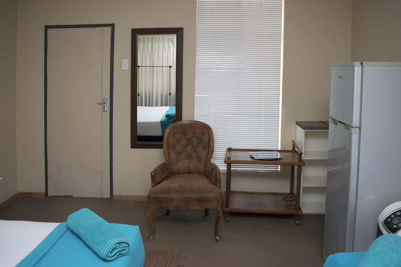 Rain Forest Boutique Camp Krugersdorp Luaran gambar