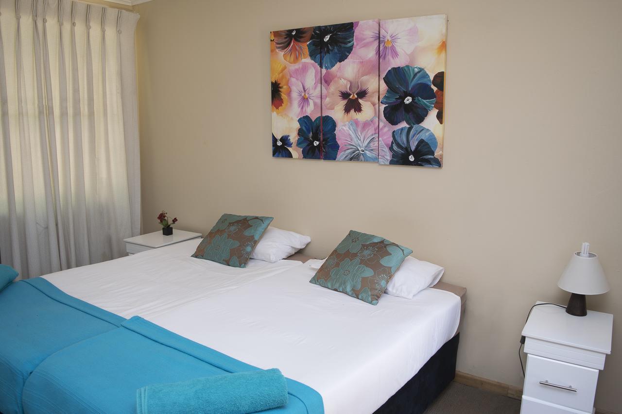 Rain Forest Boutique Camp Krugersdorp Luaran gambar