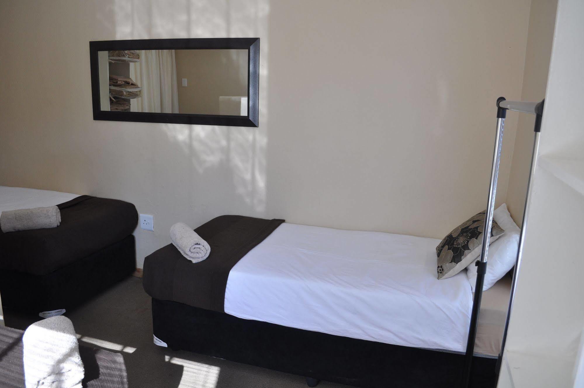 Rain Forest Boutique Camp Krugersdorp Luaran gambar