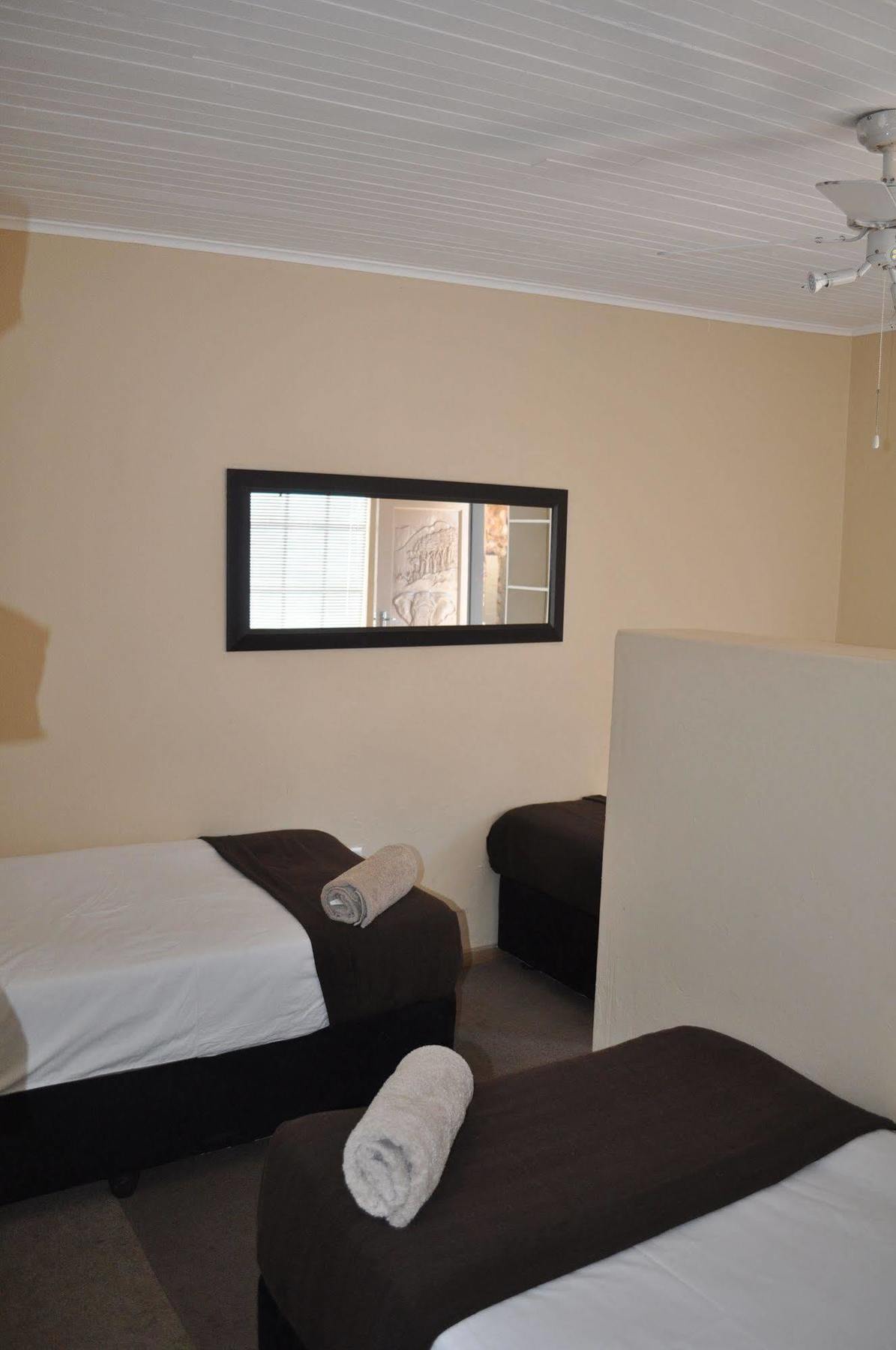 Rain Forest Boutique Camp Krugersdorp Luaran gambar